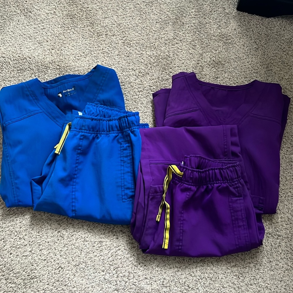 Womens Wonder wink four stretch scrubs